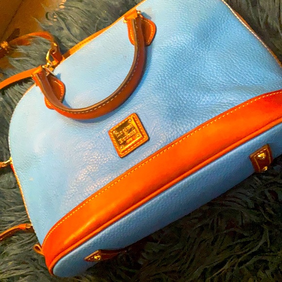 Dooney & Bourke Handbags - Turquoise dooney  and bourke leather zip zip